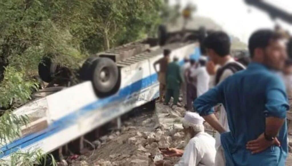 Four killed, 28 injured after passenger coach plunges into ravine in Bolan