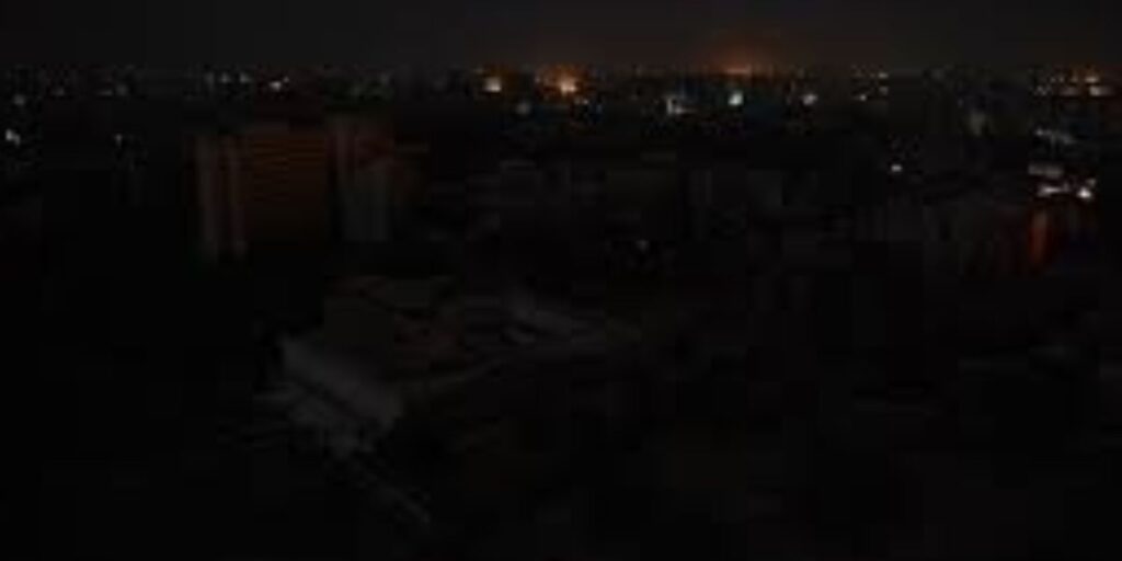 Housing authorities ordered to switch off outdoor lights