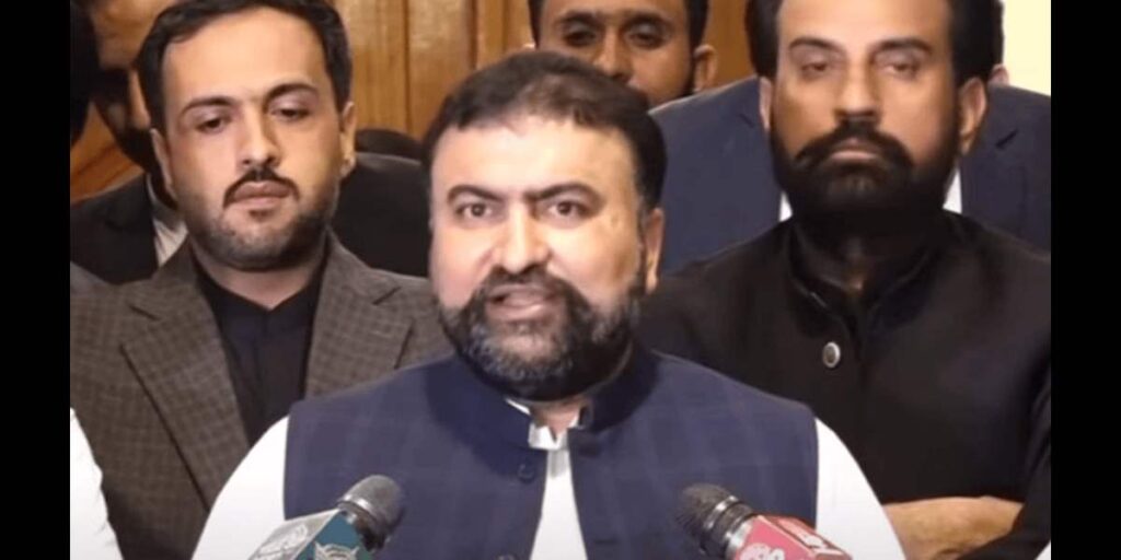 Balochistan journalists working under tough conditions, says CM Bugti