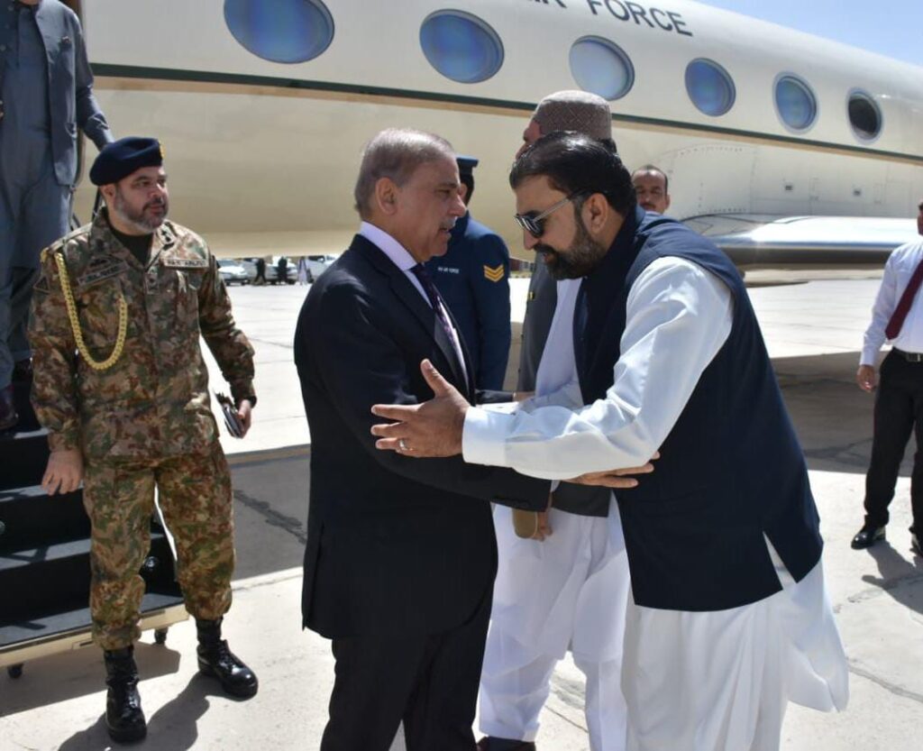 PM arrives in Quetta on a one-day visit to attend tribal jirga