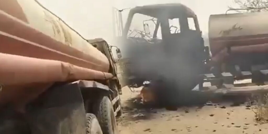 Fitna al Hindustan terrorists set fire to water tankers in Dera Bugti
