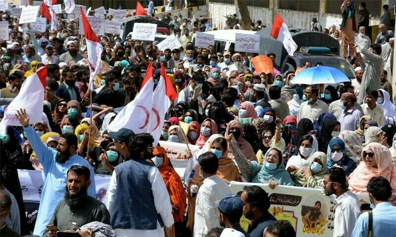 Balochistan Grand Alliance shuts offices, demands better pay raise