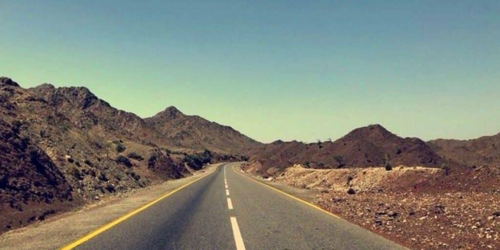 Federal minister affirms a rapid progress on Quetta-Karachi highway