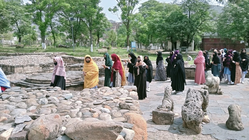 Over 650,000 tourists visit KP Scenic spots during Eid holidays