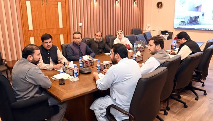 Opposition delegation meets CM Bugti to discuss uplift schemes, local issues
