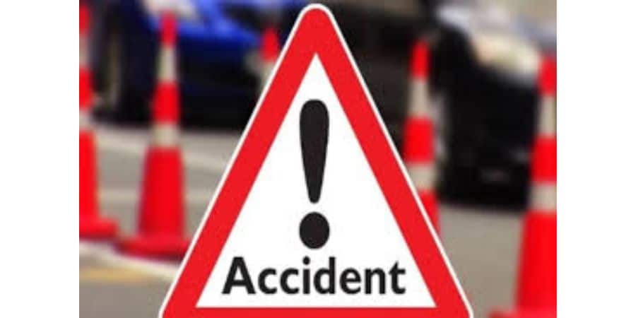 Two dead, 15 injured in Kalat road mishap