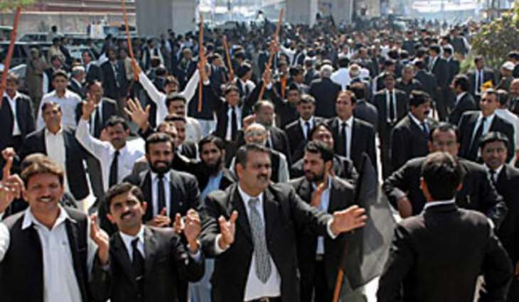 Balochistan lawyers boycott courts in protest