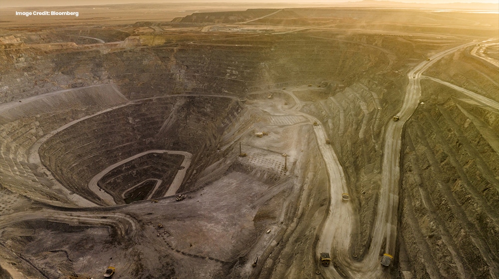 Barrick, Komatsu sign $440 million equipment deal for Reko Diq project