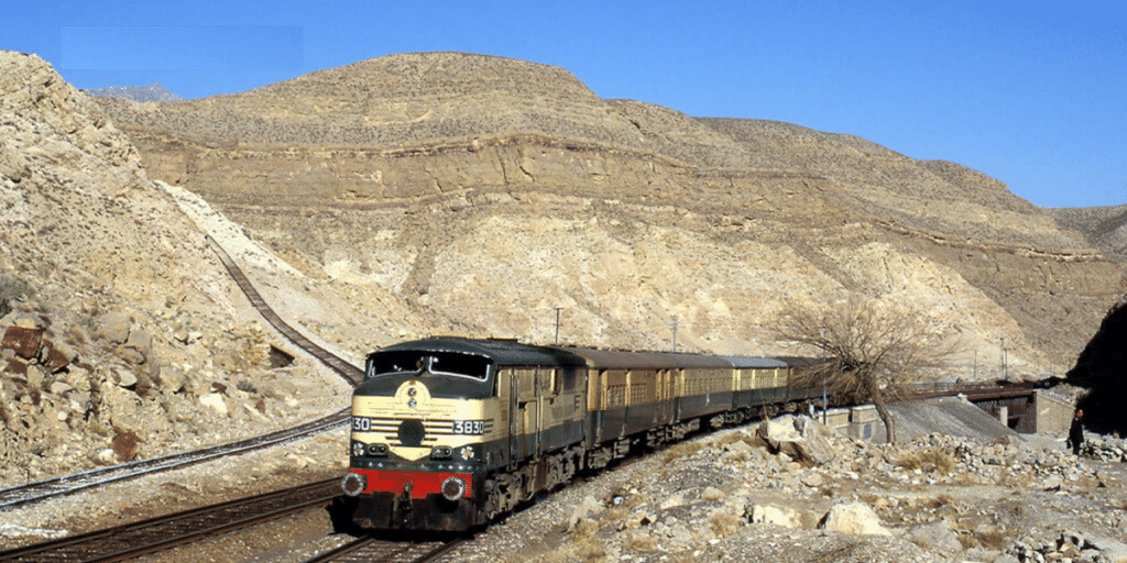 Karachi-bound train narrowly escapes bomb blast in Sibi