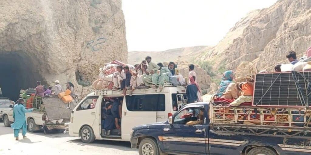 Negligence on N-65 highway: Passengers' lives at risk
