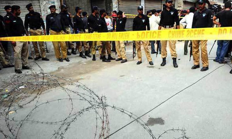 Hand grenade attack on shop in Mach bazaar, One injured