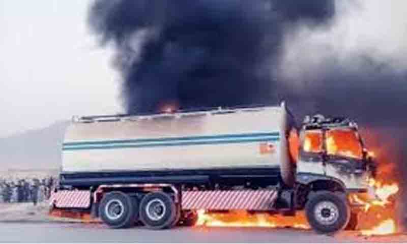 Fire erupts in diesel truck on Quetta’s Airport Road, nearby shops damaged