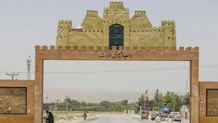 Kalat administration imposes ban on bringing workers without approval
