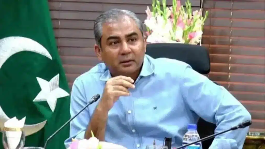 Interior Minister visits family of martyred Major Zia, pays tribute to sacrifice
