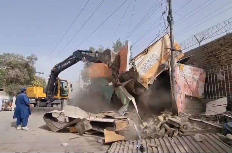 Quetta: Shops built on government land demolished