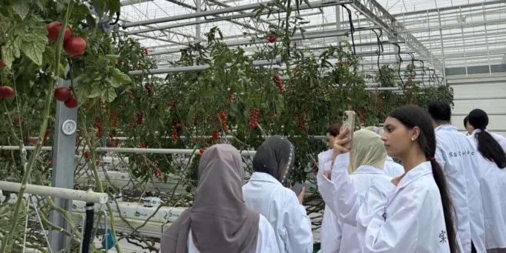 Balochistan schoolgirls visit Beijing on study tour
