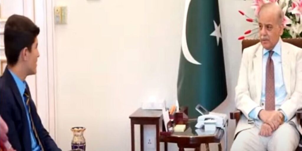 PM Meets the flood -affected position holder Balochistan Student