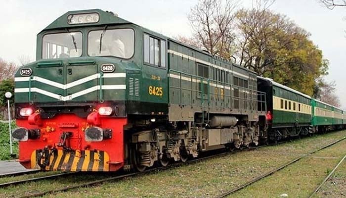 Jaffar Express suspended for two days due to heavy rains
