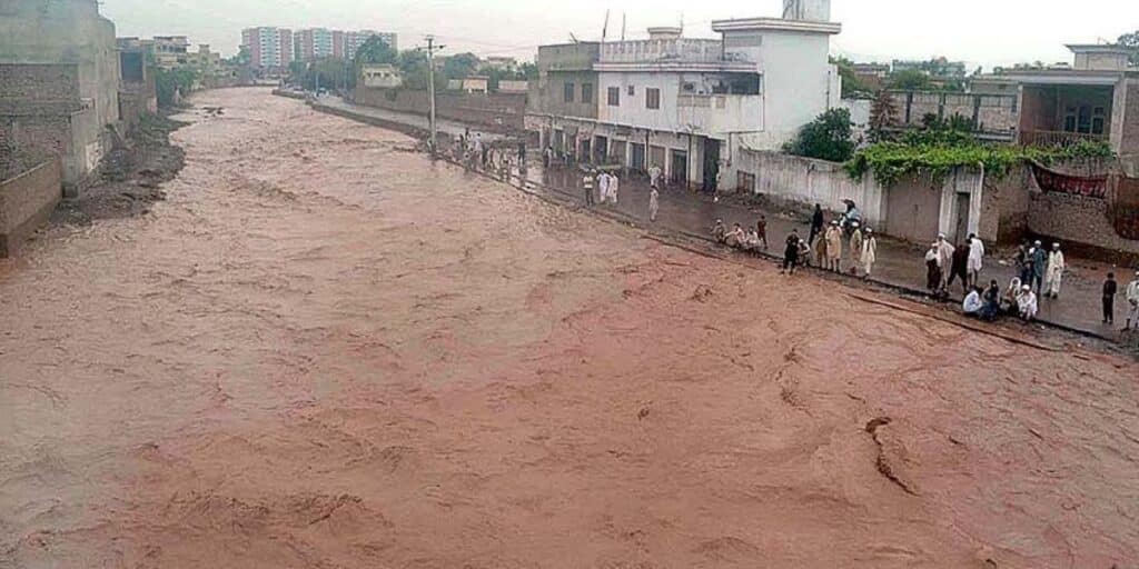 Death Toll from Rains and Floods in Northern Pakistan Surpasses 200