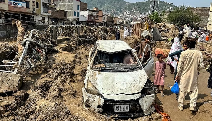 KP govt appoints focal persons for flood-hit areas