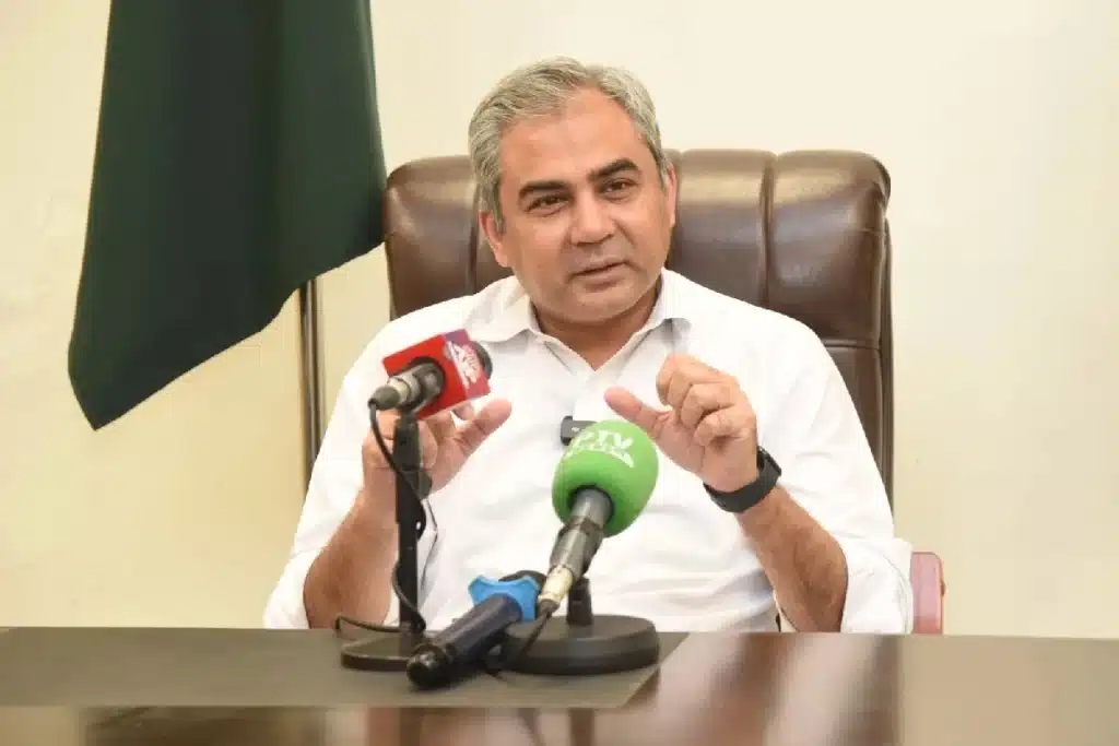 Interior Minister lauds KP police for successful operation in Kohat