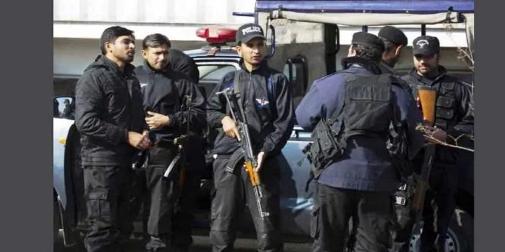 CTD arrests two Fitna-ul-Khwarij militants in Karachi IBO
