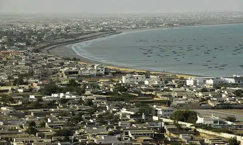 Federal govt plans to power Gwadar Port with solar energy