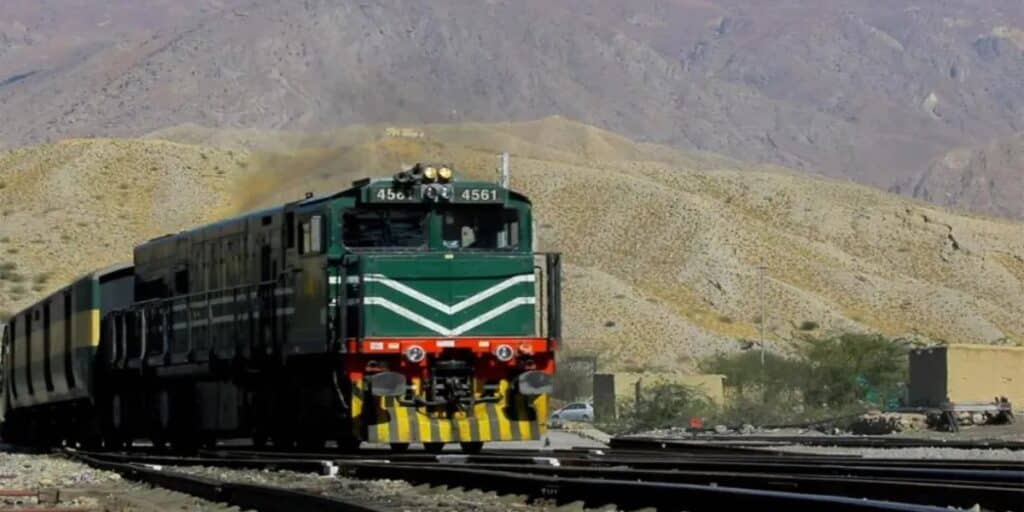Jaffar Express services suspended between Quetta and Peshawar