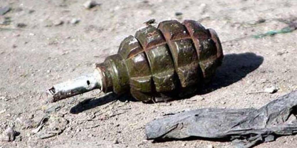 Three employees wounded in grenade attack on private office in Quetta