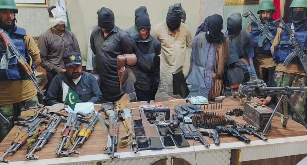 Levies arrest 12 dacoits, recover arms and motorcycles in Qila Abdullah operation