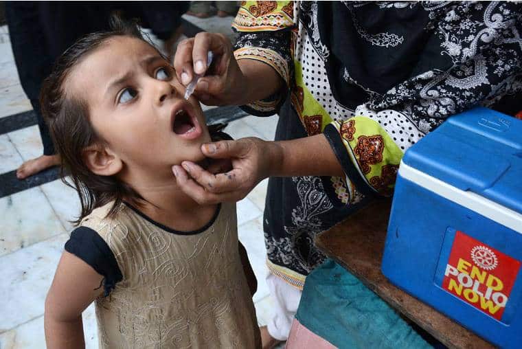 Polio worker martyred in Chaman terror attack; 2 terrorists killed