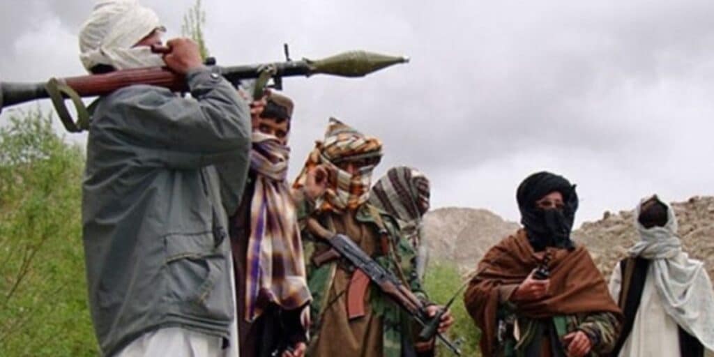 Over 8,000 Khawarij militants hiding among civilians in KP