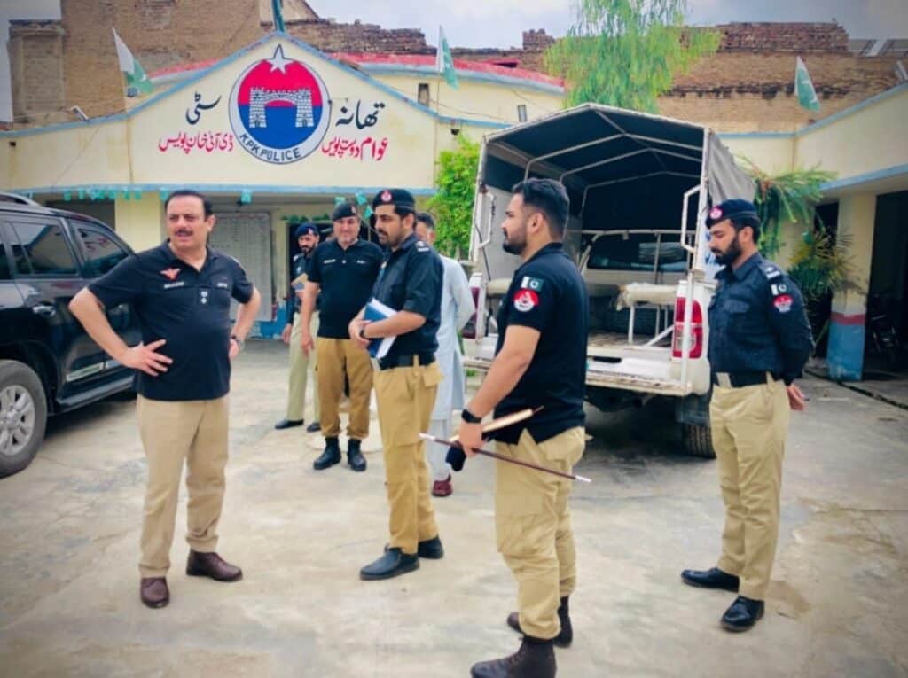 Police repel terrorist attack on checkpost in Dera Ismail Khan