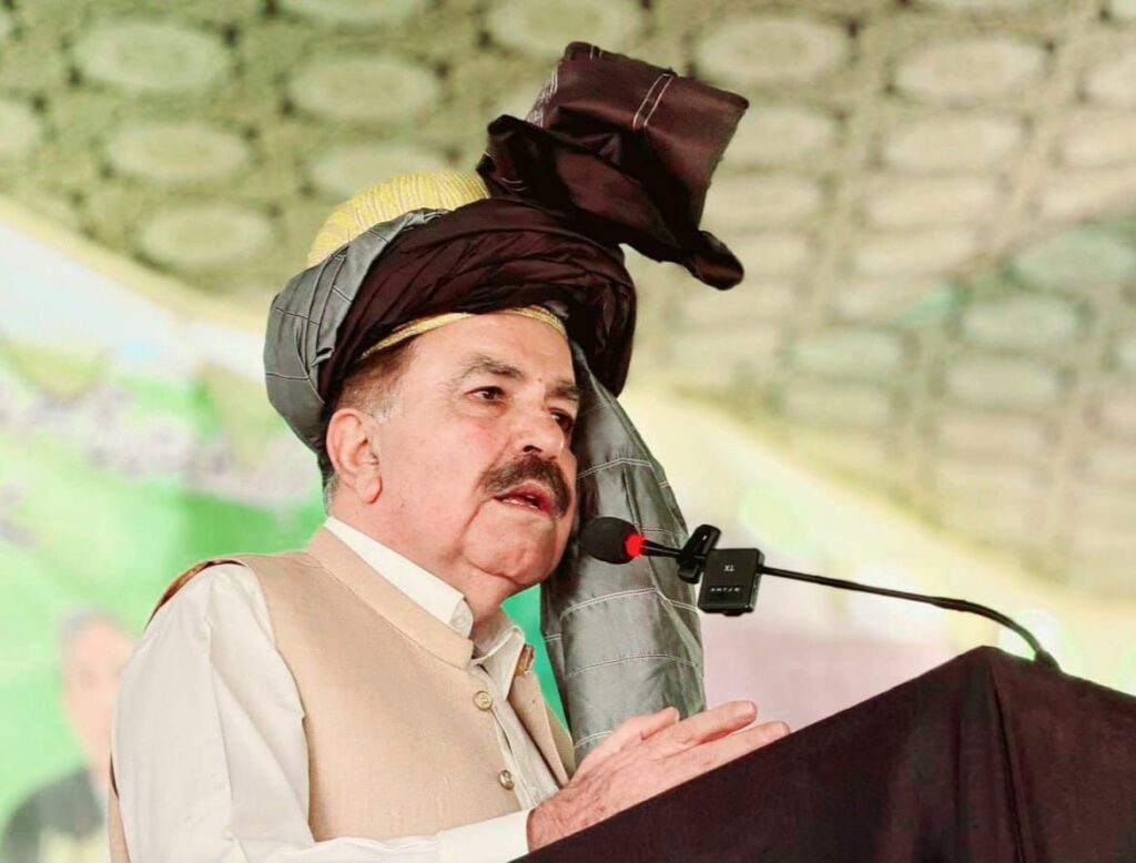 Four injured in firing outside Balochistan governor’s residence in Zhob