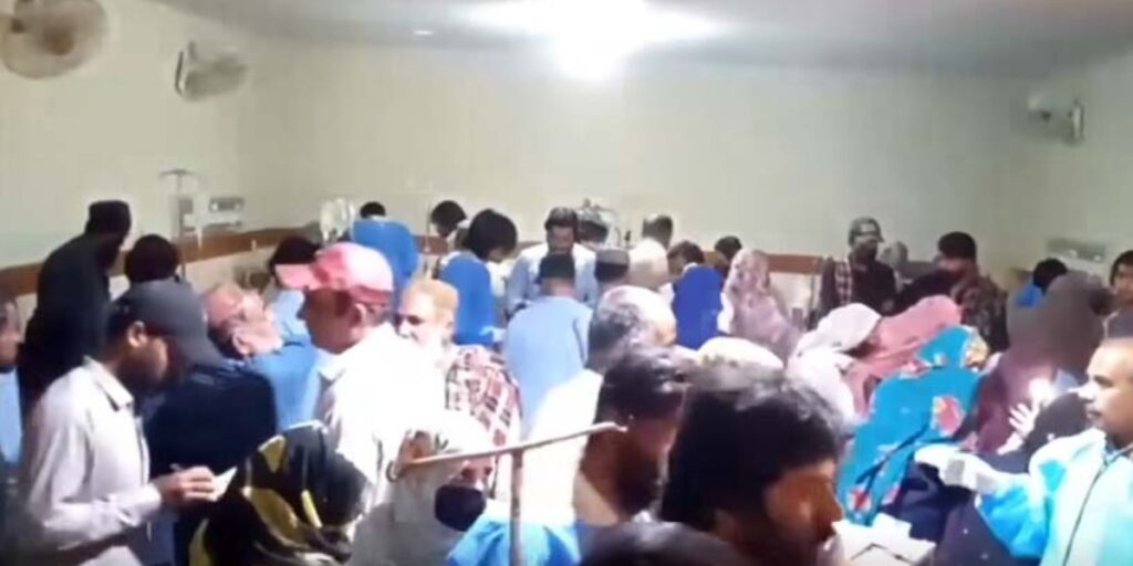 A person dies, 20 injured in an accident in panjgur