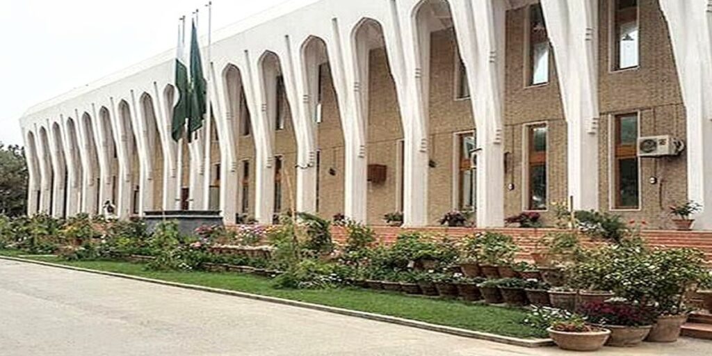 BHC seeks for report on teachers’ appointment and transfers