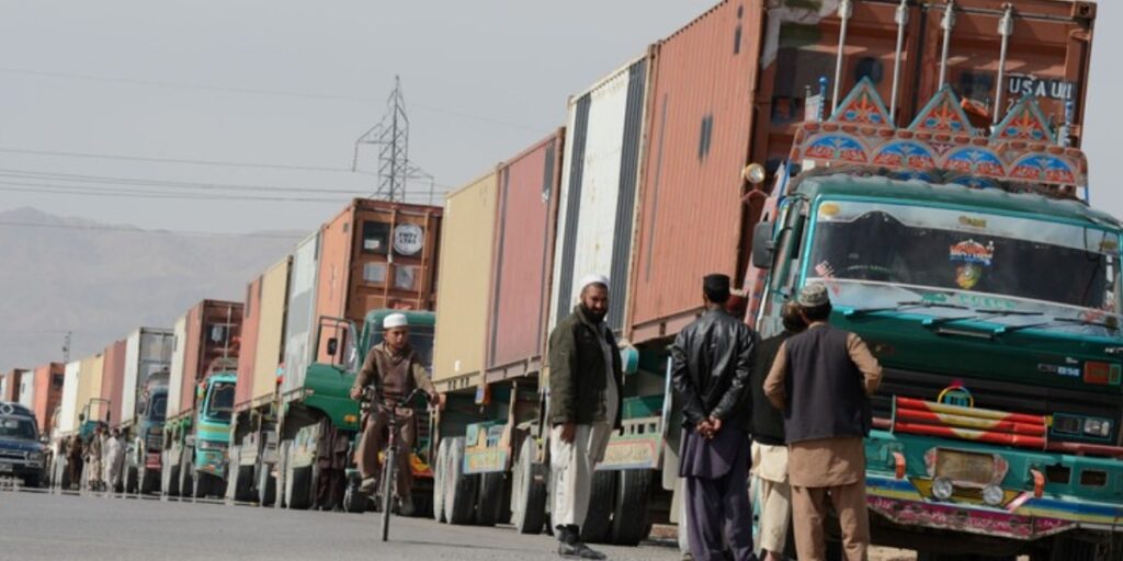 Pakistan to maintain closure of the Afghan-border corridors