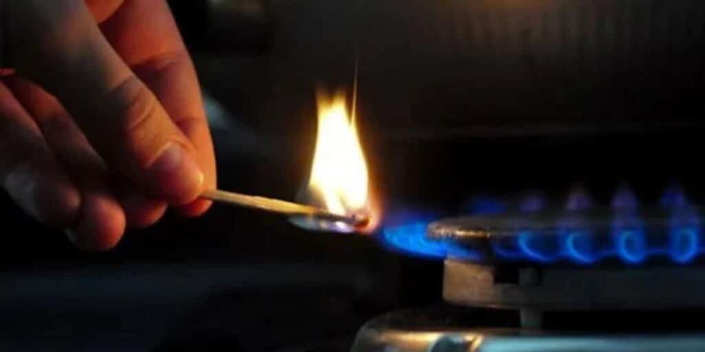Cold wave intensifies , gas shortage adds to citizens’ misery