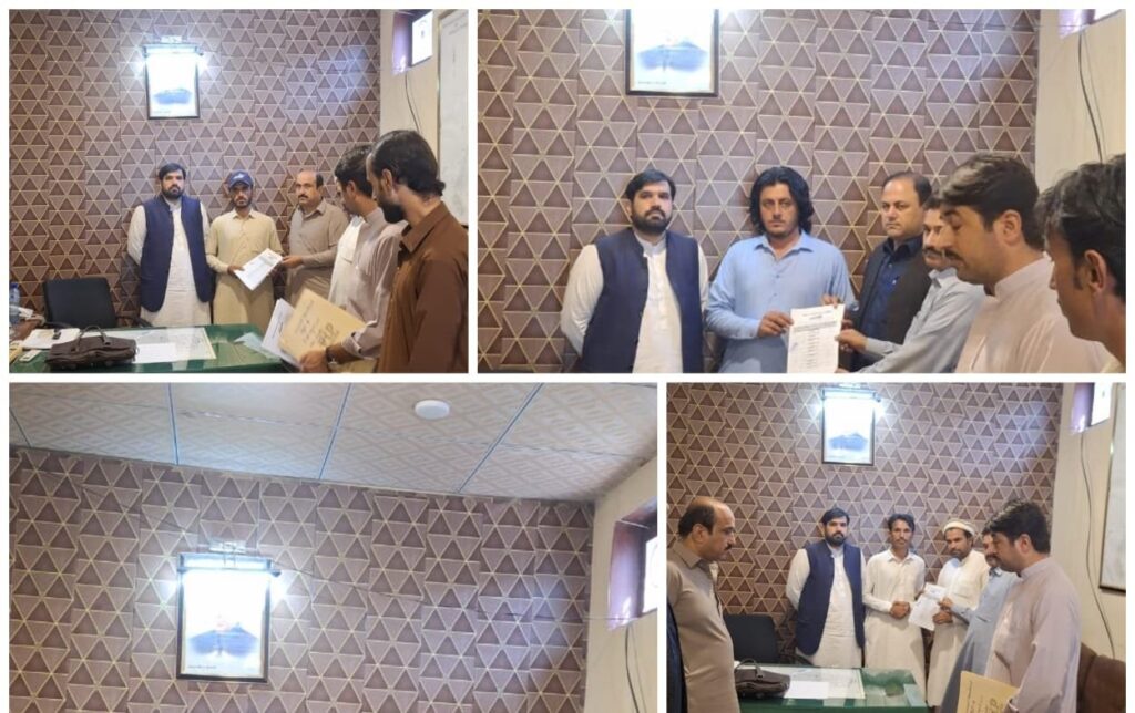 Newly appointed teachers receive orders in Sherani