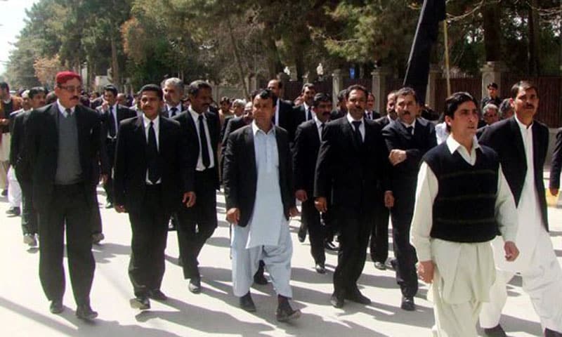 Quetta lawyers boycott courts to mourn August 8 carnage
