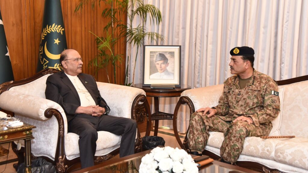 Field Marshal briefs President on border clashes with Taliban