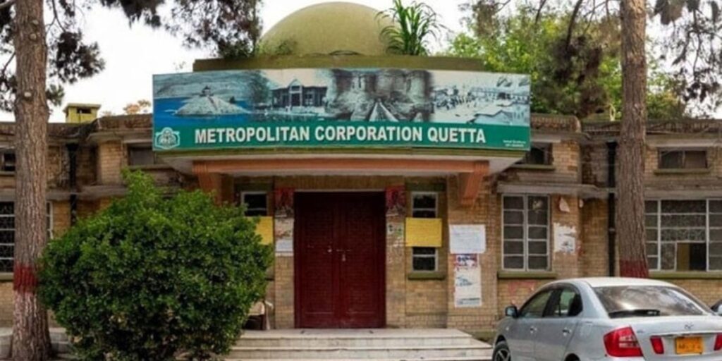 Case filed against the Quetta officer over land grabbing