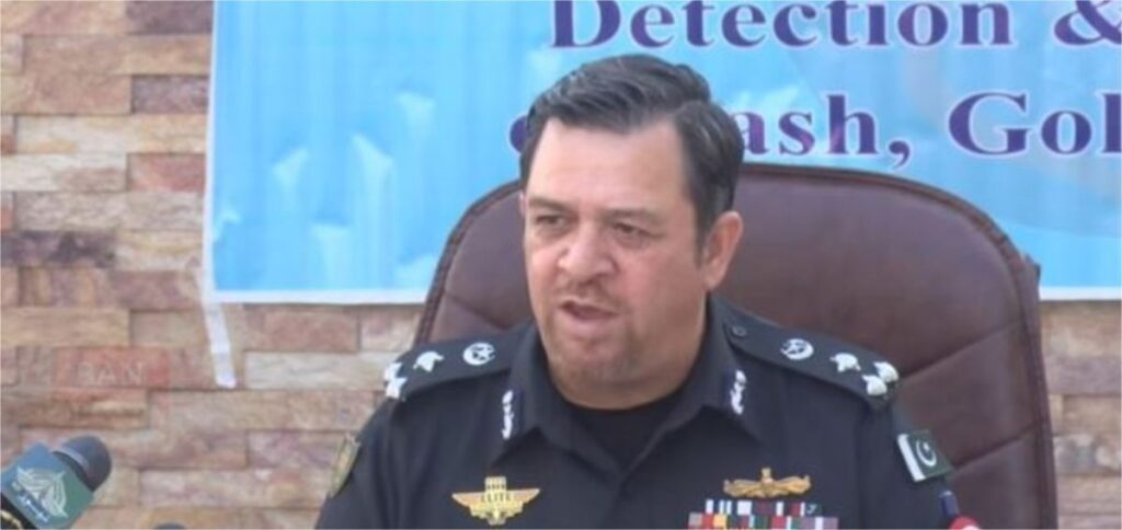 Money out of smuggling used for militancy: DIG Quetta  