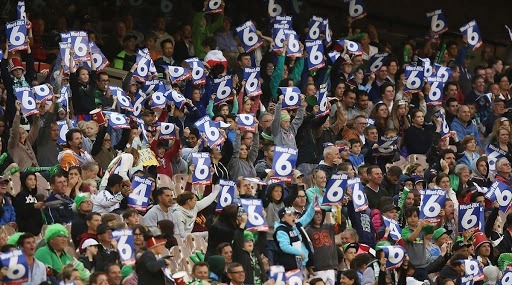 8 consecutive sixes , a new record registered in cricket  