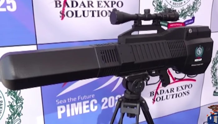 A powerful new indigenously developed "Safra Drone Jamming Gun," capable of disabling hostile "kamikaze" drones from a distance of 1.5 kilometers, has been unveiled at the ongoing Maritime Expo in Karachi.