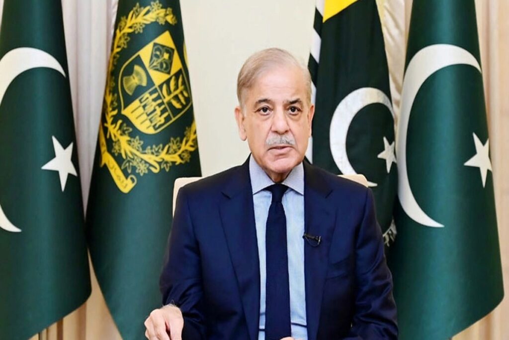 PM praises armed forces for remarkable victory