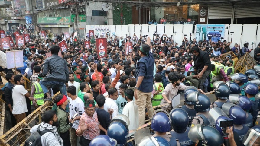 Indian-backed targeted killing erupts protest in Dhaka