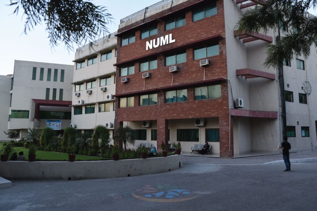 Gas cylinder causes blast in NUML University