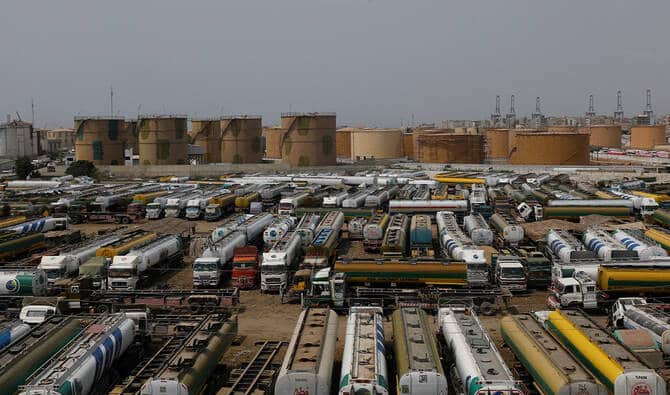 Pakistan Transporters End 10-Day Long Strike After Talks With Govt