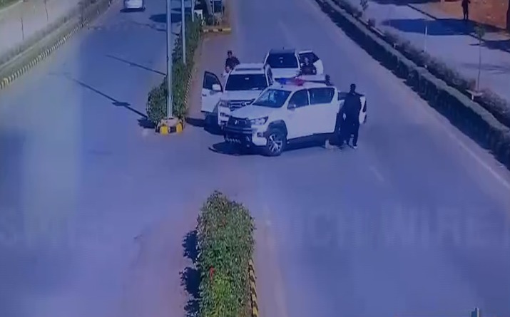 KP government’s protocol harasses a car rider on road